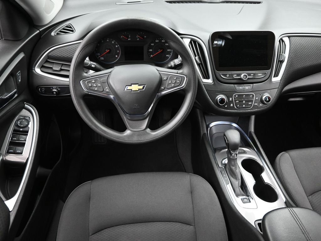 Used 2024 Chevrolet Malibu LT FWD image 10
