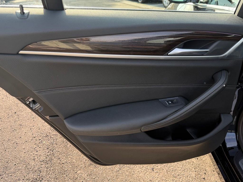 Used 2019 BMW 540i RWD image 29