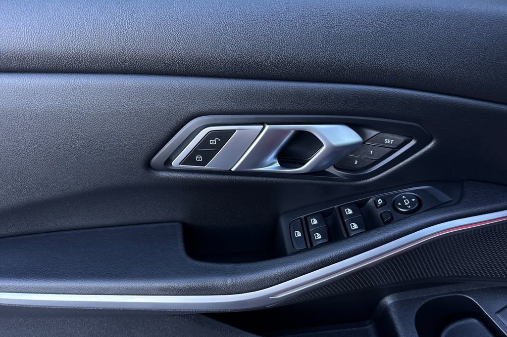 Used 2022 BMW 330i Sedan w/ Premium Package 2 image 10