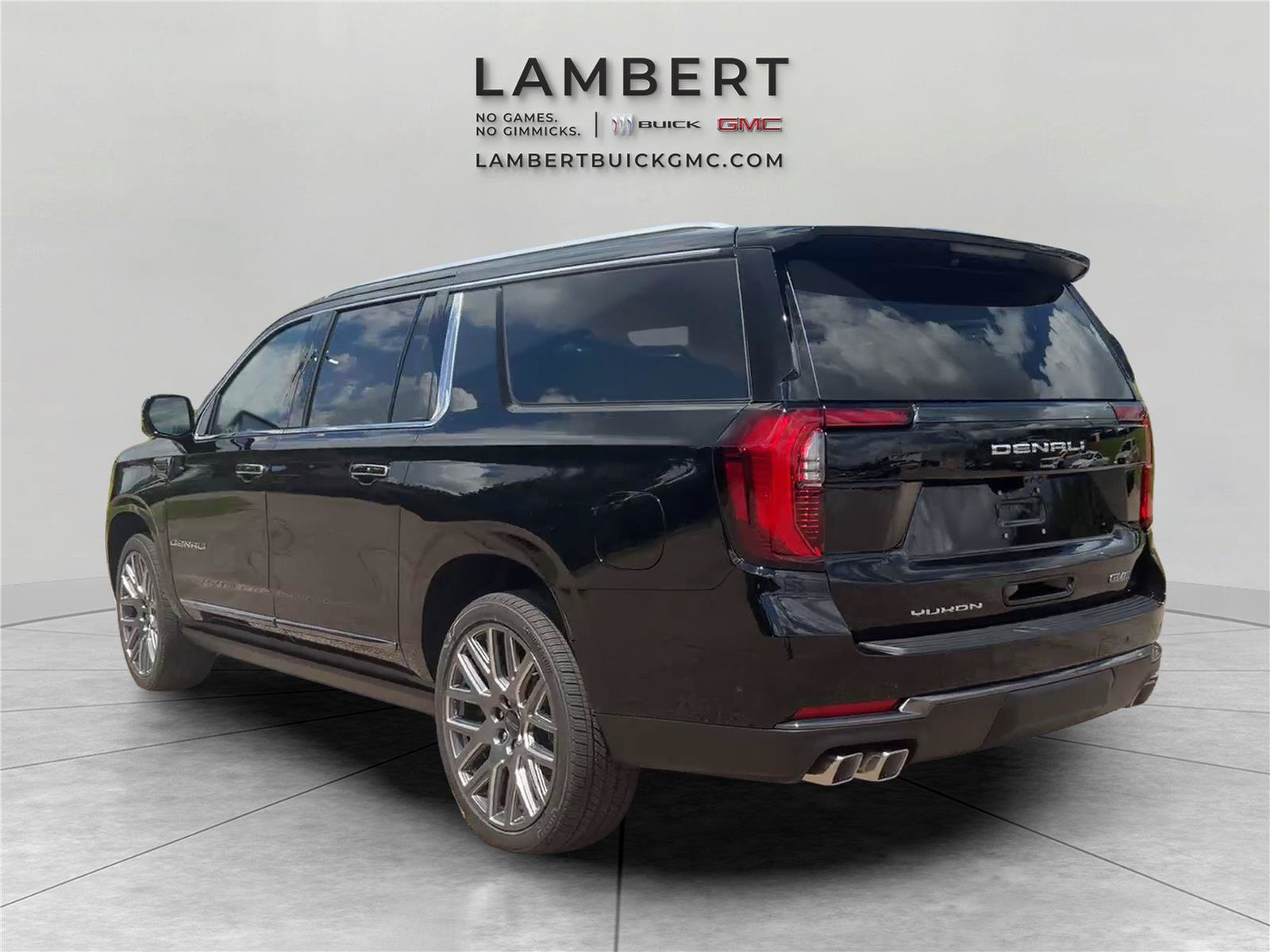 New 2026 GMC Yukon XL Denali Ultimate w/ LPO, Floor Liner Package AWD/4WD image 3