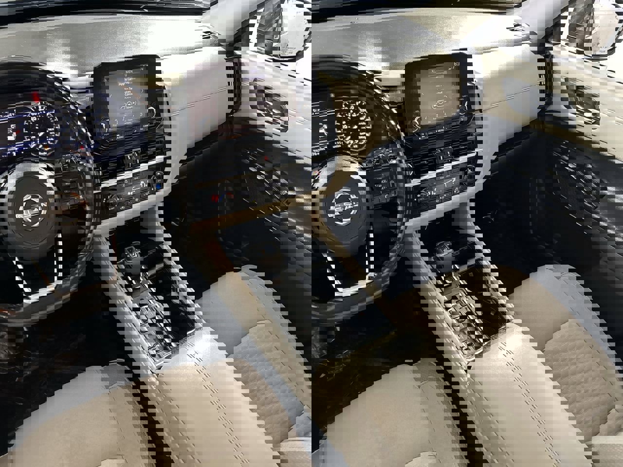 Used 2022 Nissan Pathfinder SV image 22