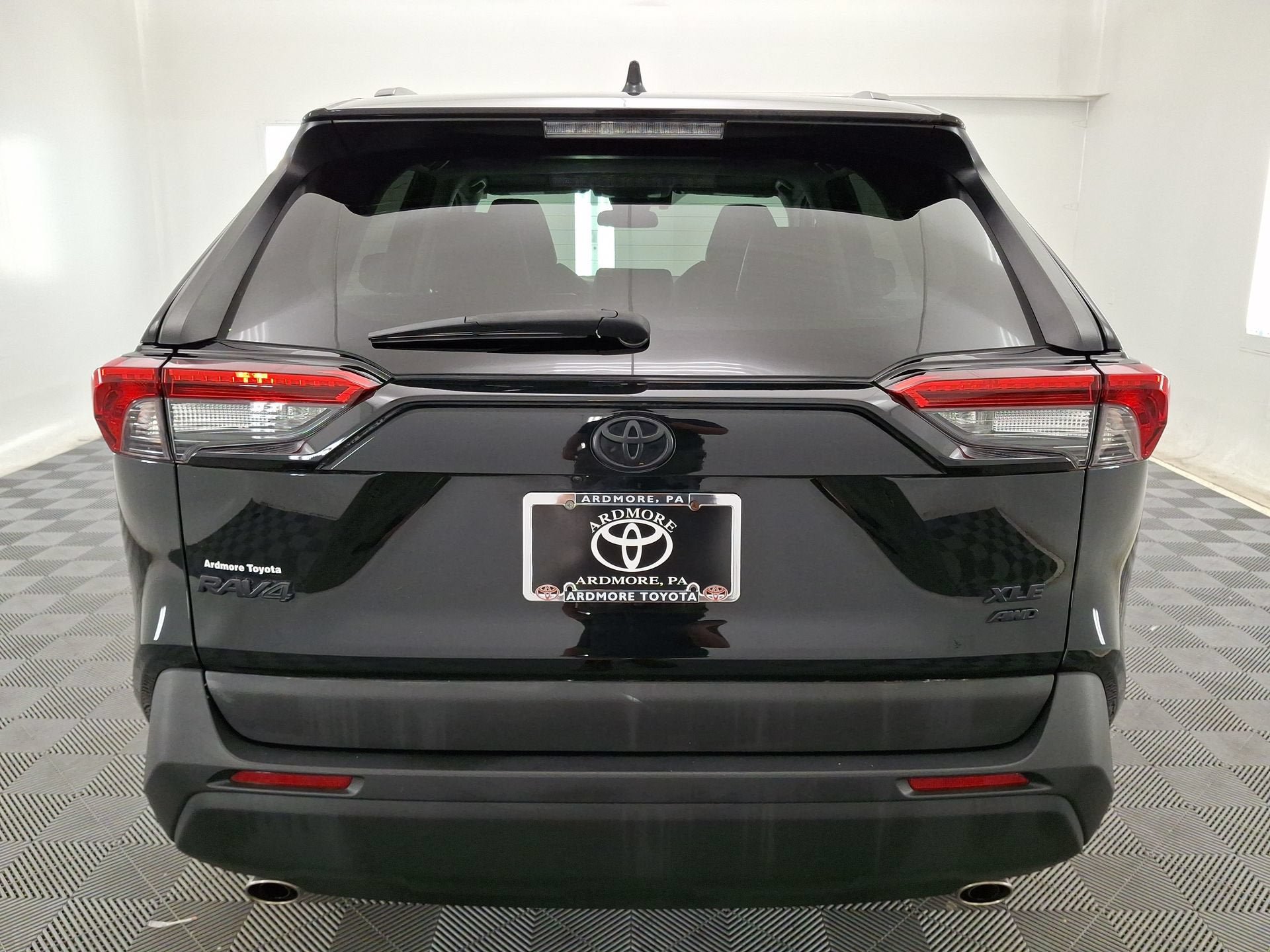 Certified 2023 Toyota RAV4 XLE Premium AWD/4WD image 23