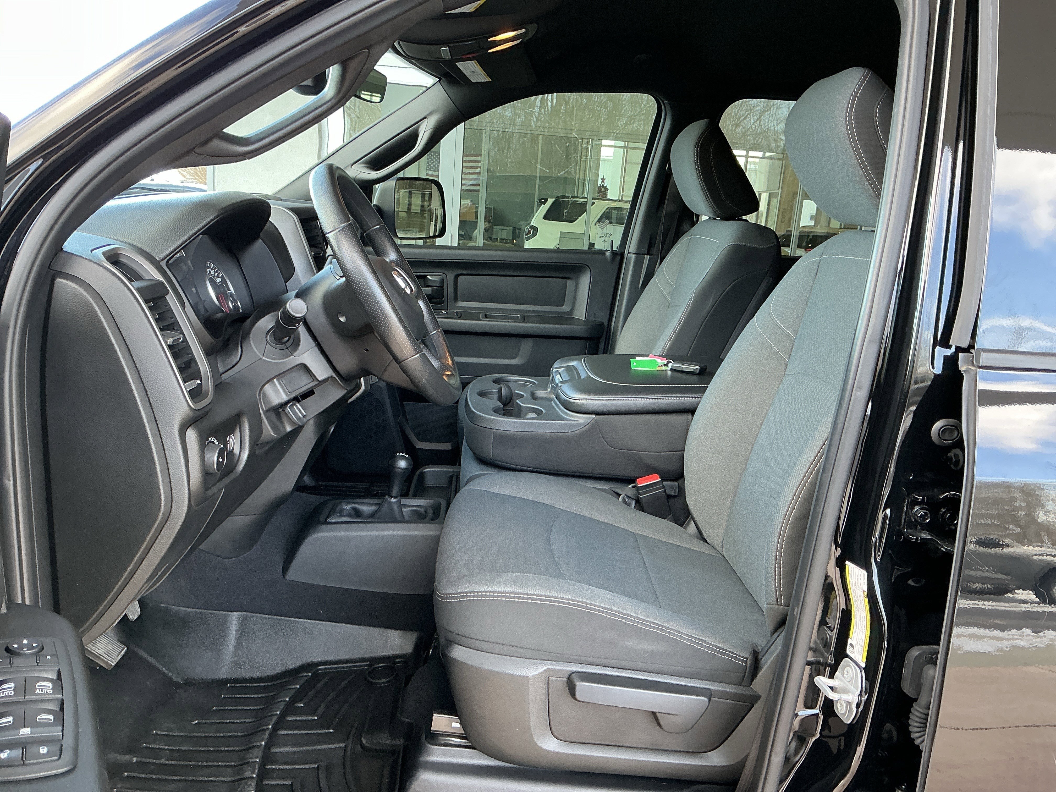 Used 2022 RAM 3500 Tradesman image 7