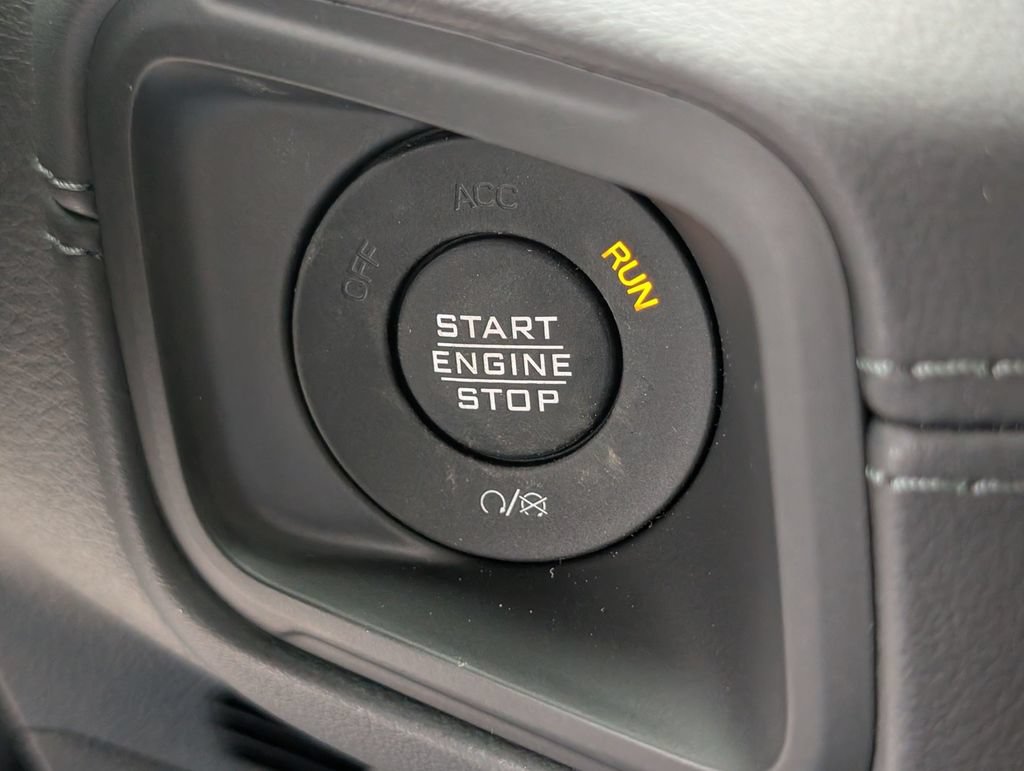 New 2026 Jeep Gladiator Sport AWD/4WD image 21