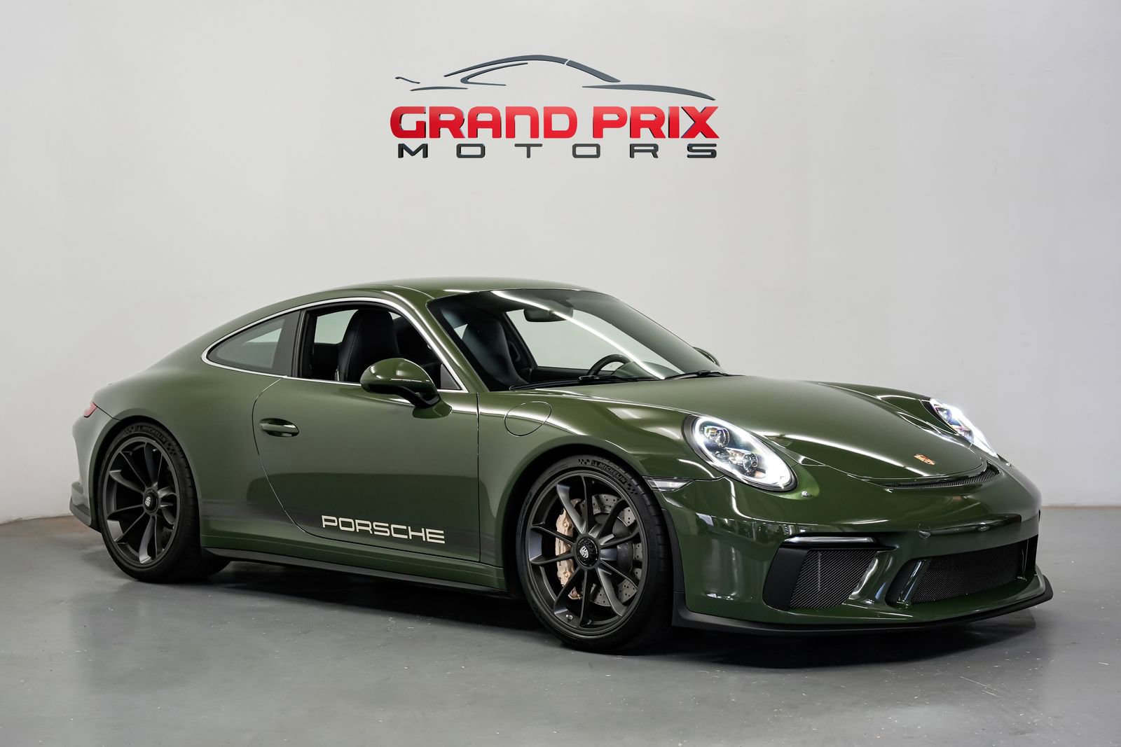 Used 2019 Porsche 911 GT3 RWD image 1