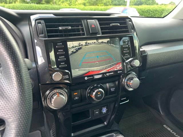 Used 2020 Toyota 4Runner Venture AWD/4WD image 25