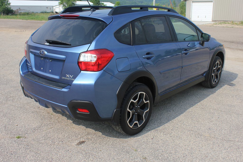 Used 2015 Subaru Crosstrek 2.0i Premium image 6
