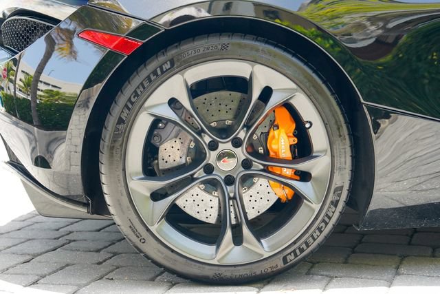 Used 2018 McLaren 720S Performance RWD image 29