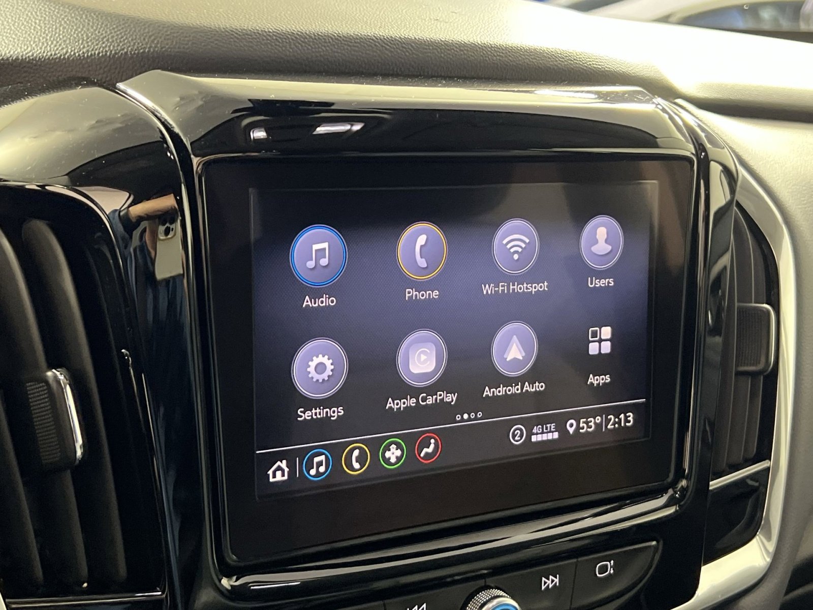 Used 2020 Chevrolet Traverse LT image 20