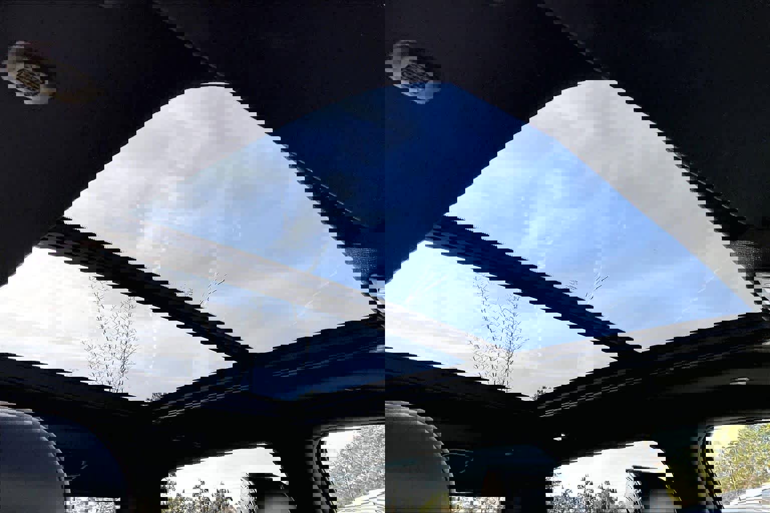 Used 2024 RAM 1500 Laramie image 14