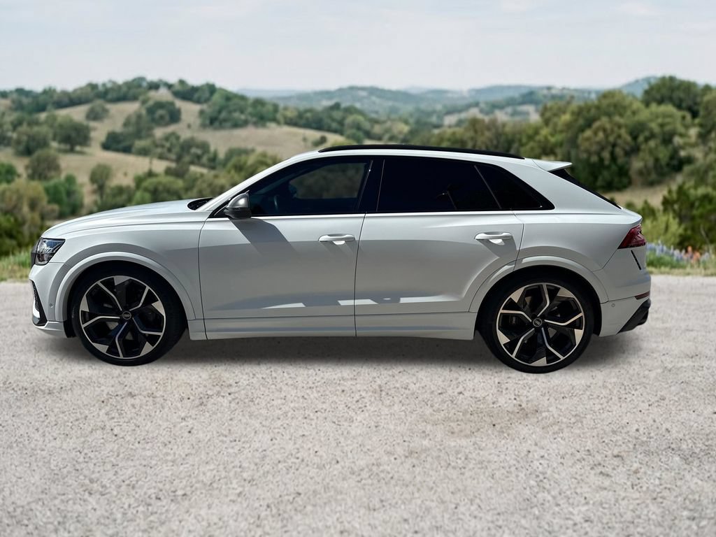Used 2023 Audi RS Q8 AWD/4WD image 5