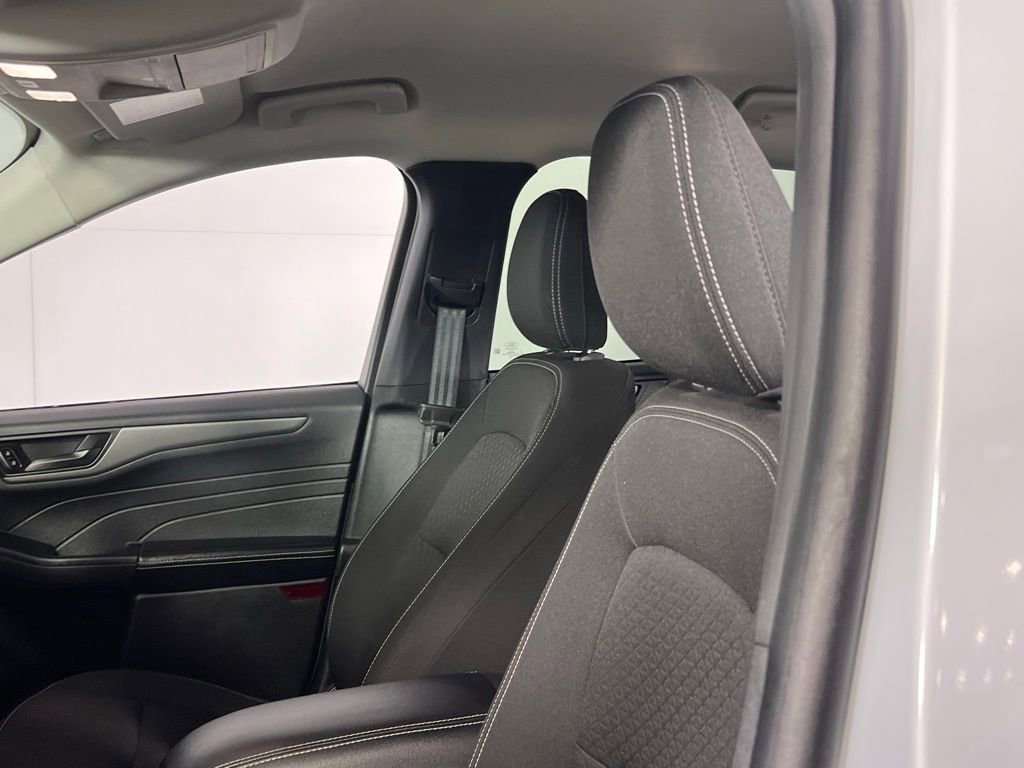 Used 2025 Ford Escape Active image 20
