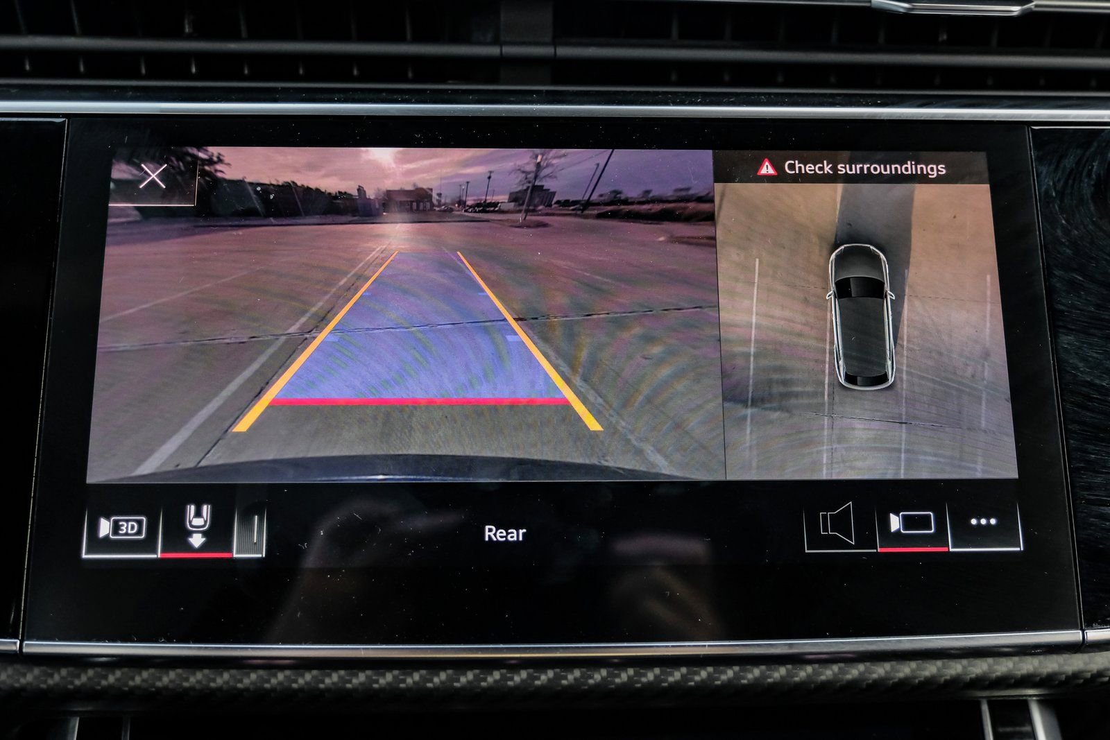 Used 2022 Audi RS Q8 4.0T image 28