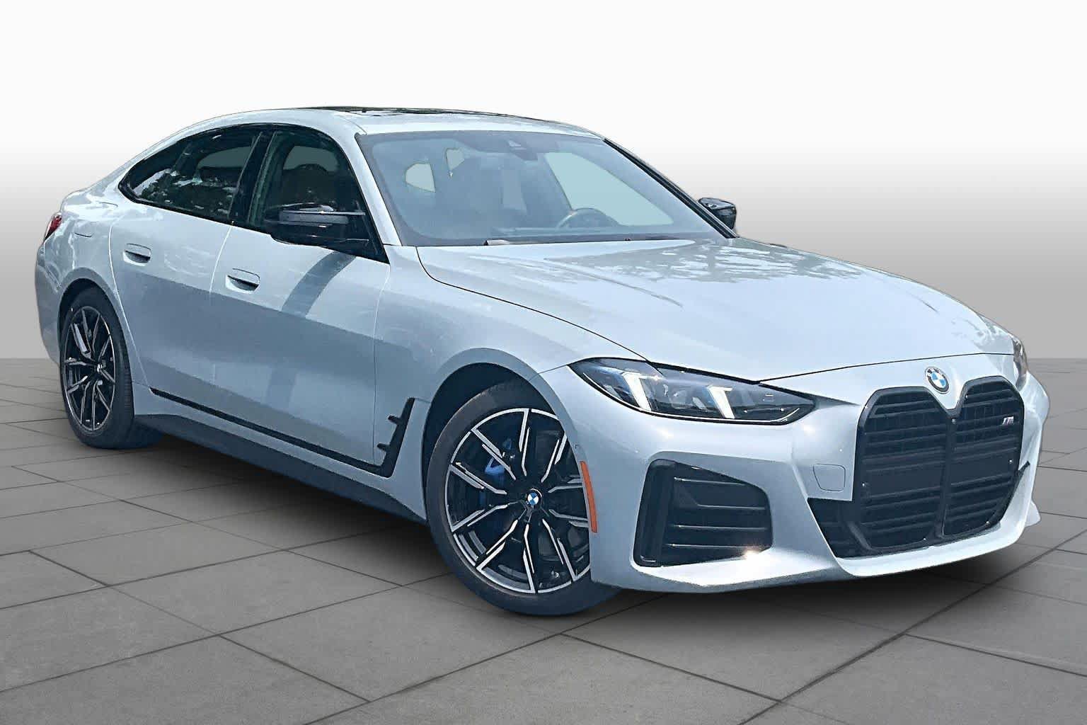 Used 2026 BMW M440i RWD image 3