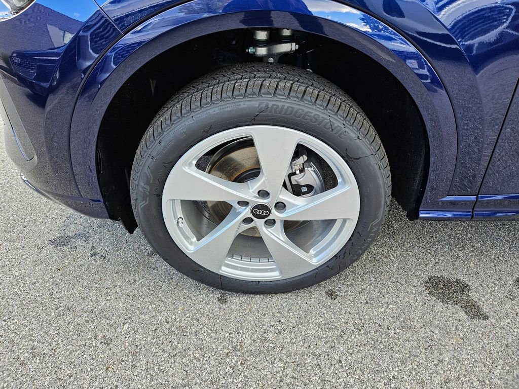 New 2025 Audi Q5 Premium Plus image 25