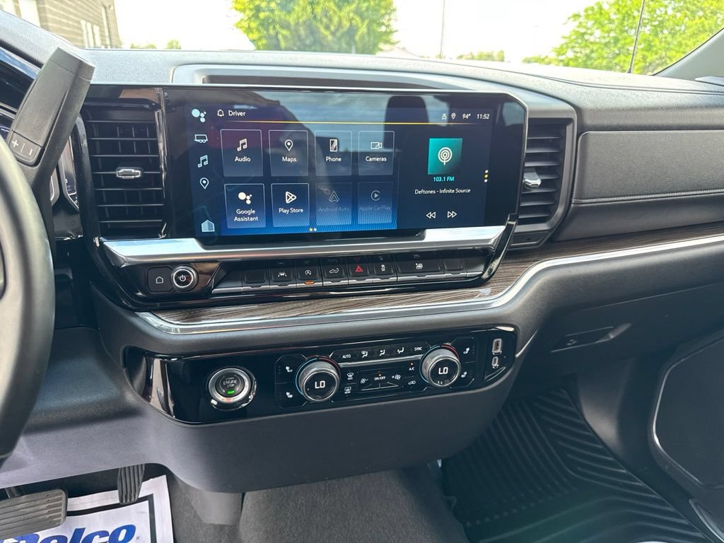 Used 2023 Chevrolet Silverado 1500 LT AWD/4WD image 25