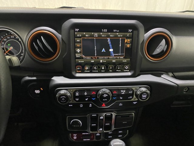 Used 2023 Jeep Gladiator Mojave w/ Cold Weather Group image 17