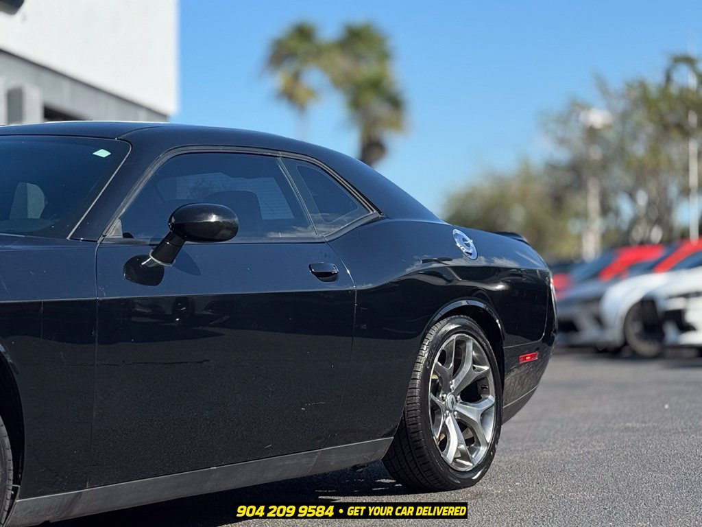 Used 2017 Dodge Challenger SXT w/ Sound Group RWD image 4
