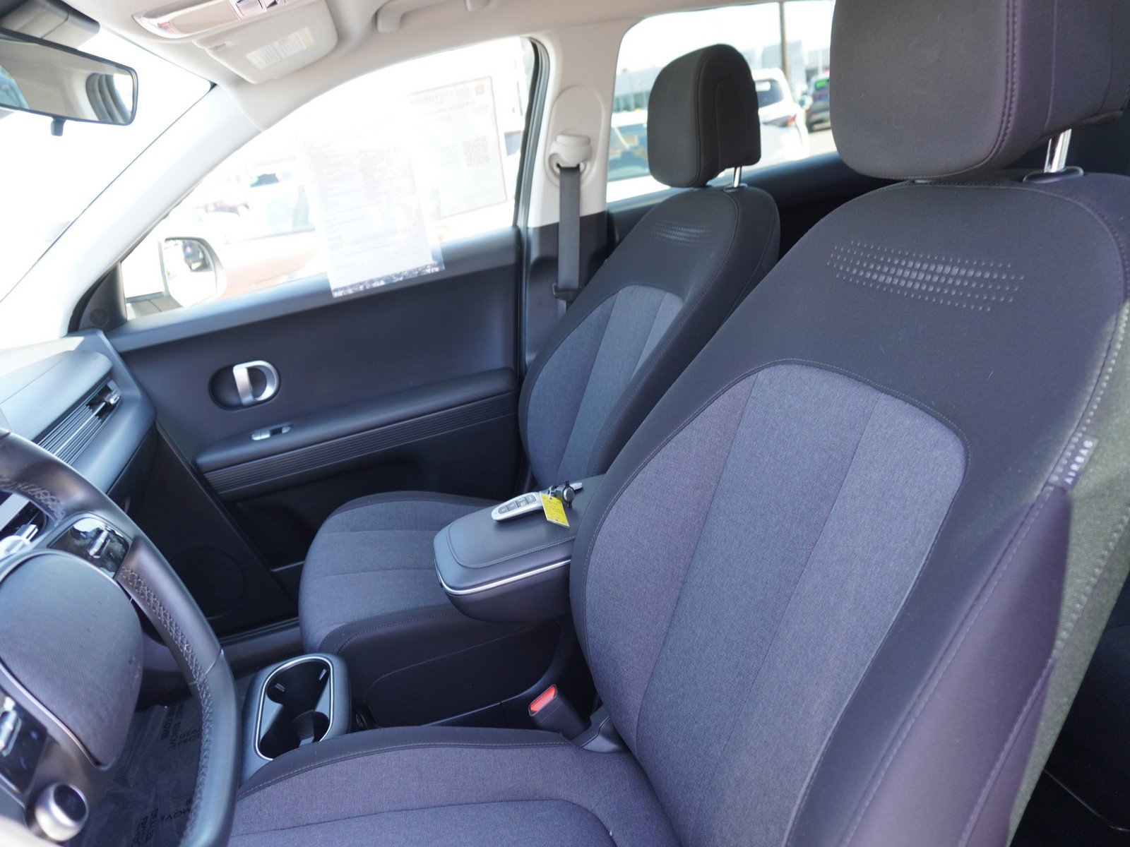 Used 2024 Hyundai Ioniq 5 SE image 21