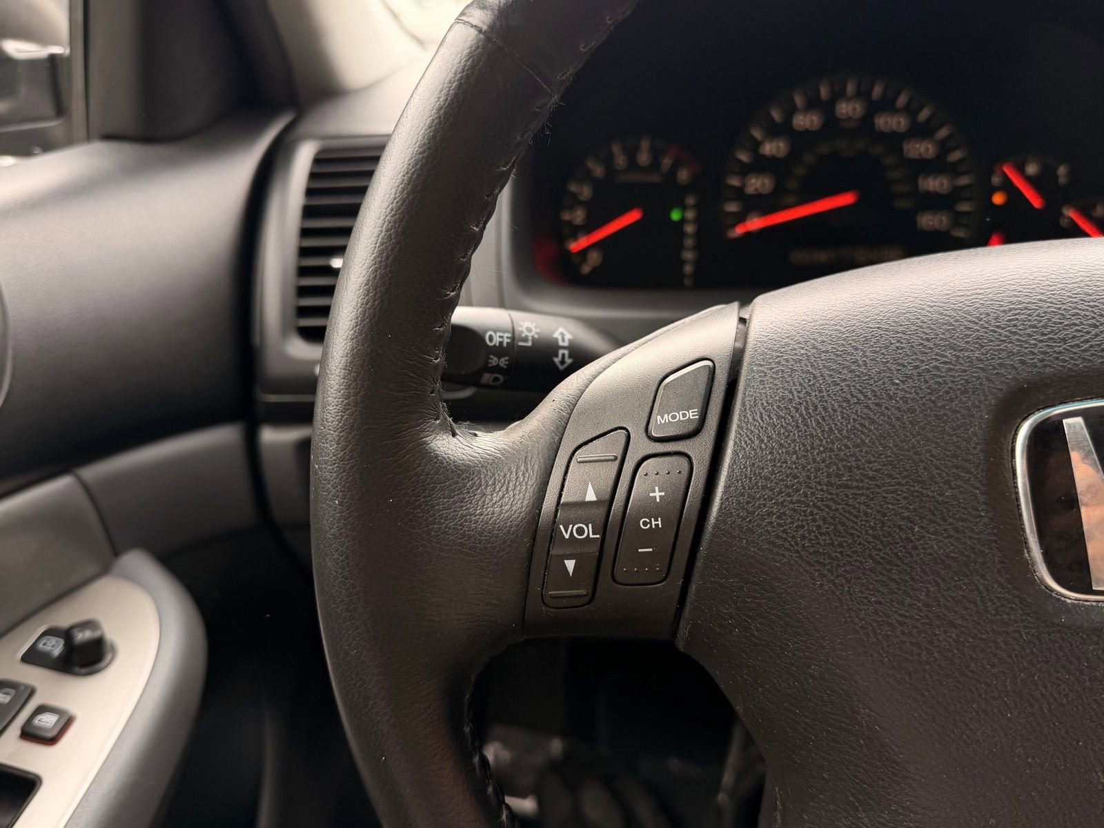 Used 2003 Honda Accord EX image 29