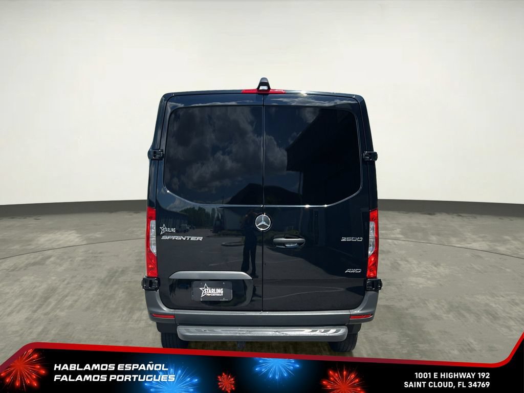 Used 2024 Mercedes-Benz Sprinter 2500 image 5