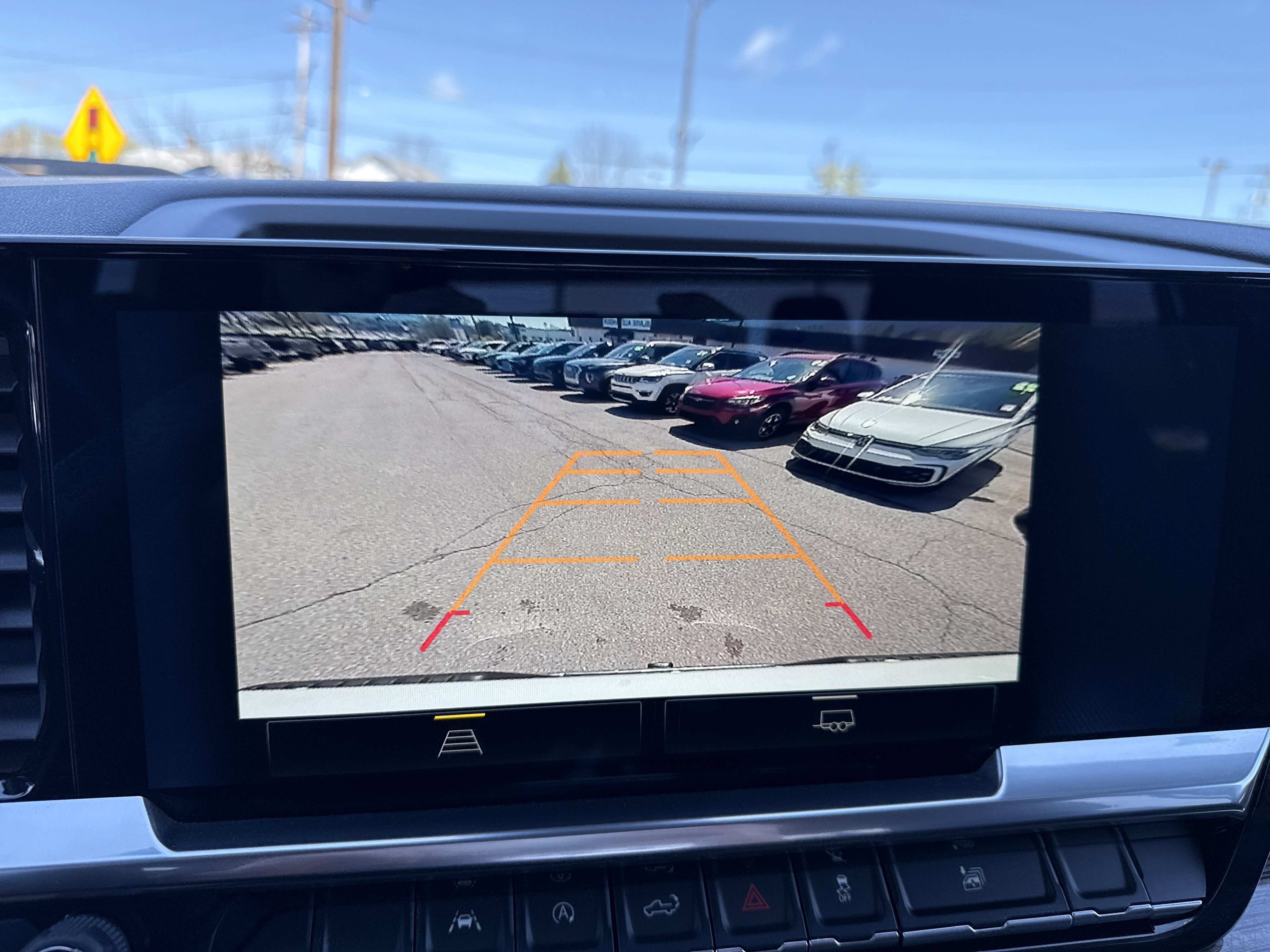 Used 2023 Chevrolet Silverado 1500 LT image 22