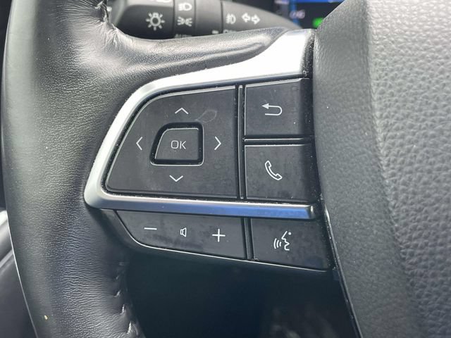 Used 2021 Toyota Highlander Platinum FWD image 30