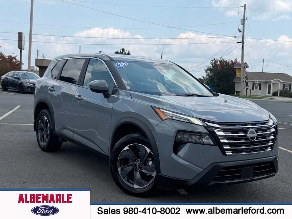 Used 2026 Nissan Rogue SV FWD image 1