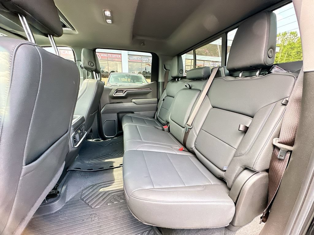 Used 2025 Chevrolet Silverado 1500 LTZ w/ LTZ Premium Package AWD/4WD image 17