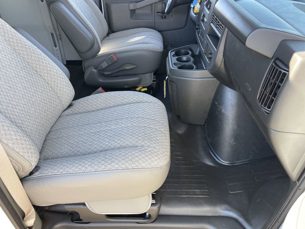 New 2025 GMC Savana 2500 Extended w/ Driver Convenience Package image 27