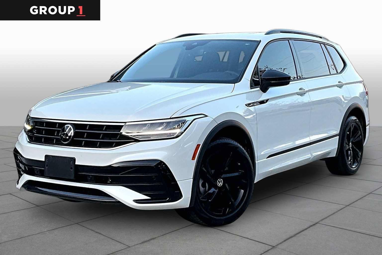 Used 2024 Volkswagen Tiguan SE R-Line