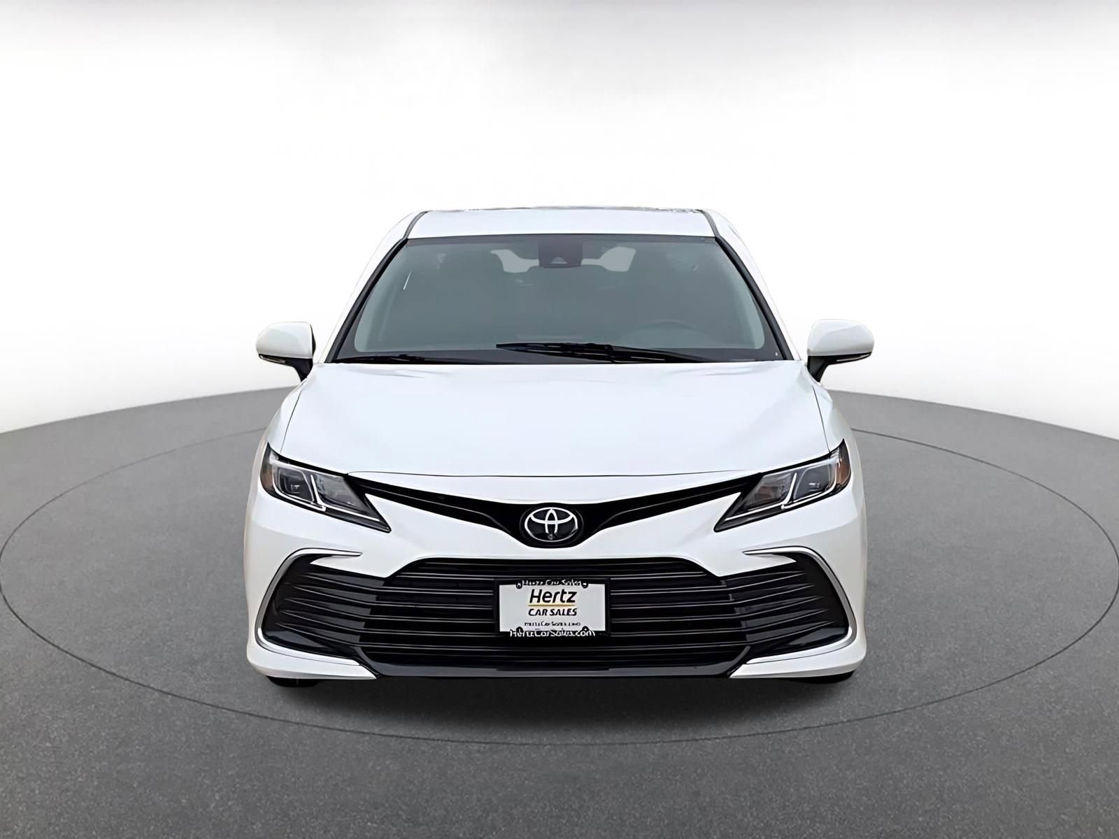 Used 2023 Toyota Camry LE FWD image 4
