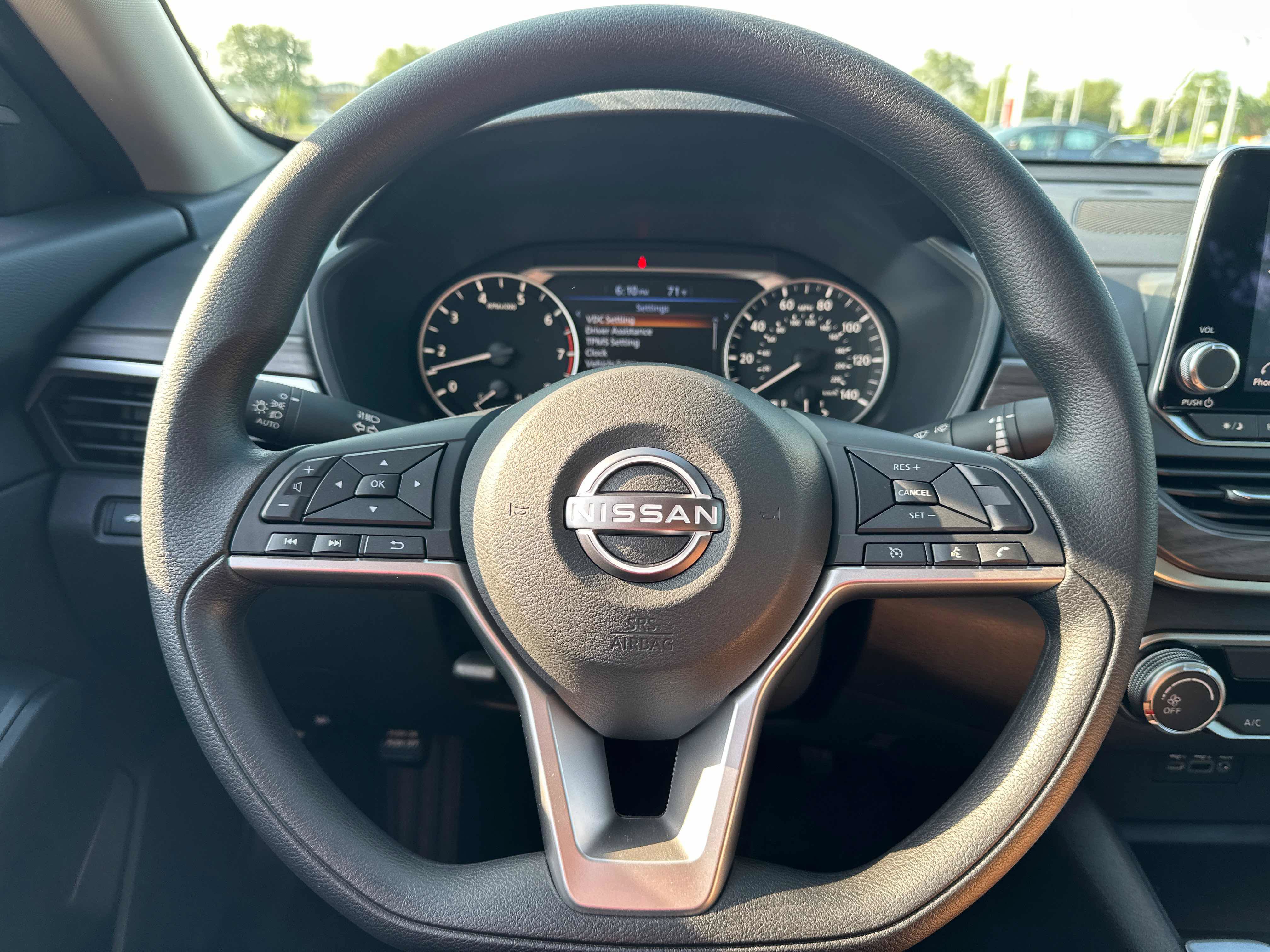 New 2026 Nissan Altima 2.5 SV FWD image 40