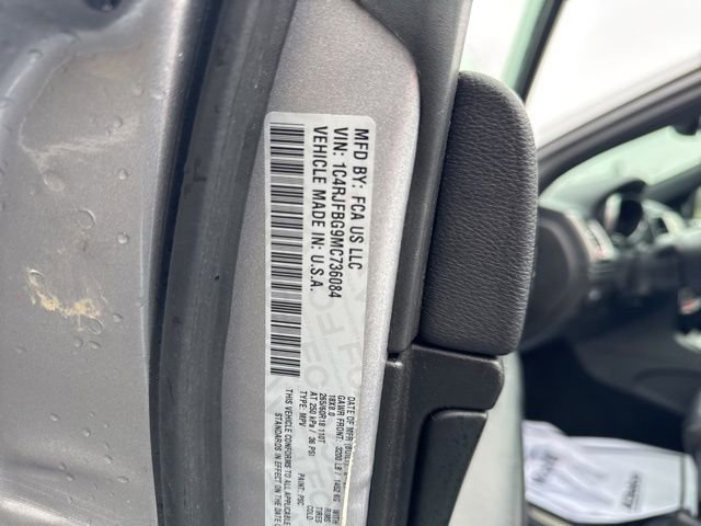 Used 2021 Jeep Grand Cherokee Limited image 33