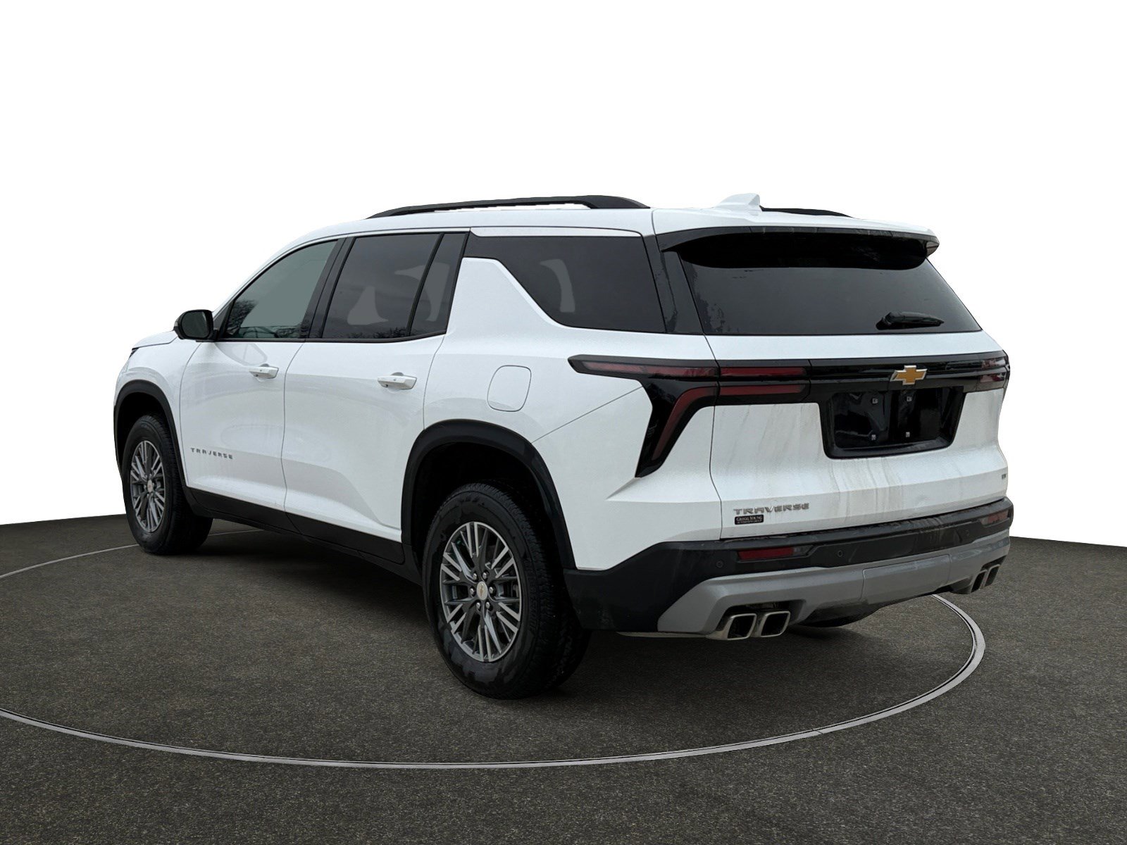 Used 2024 Chevrolet Traverse LT image 3