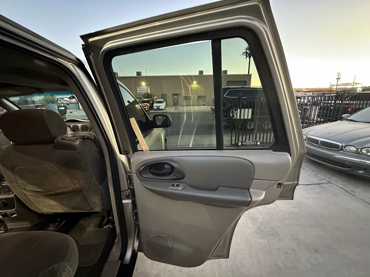 Used 2002 Chevrolet TrailBlazer LS w/ Preferred Equipment Group image 13