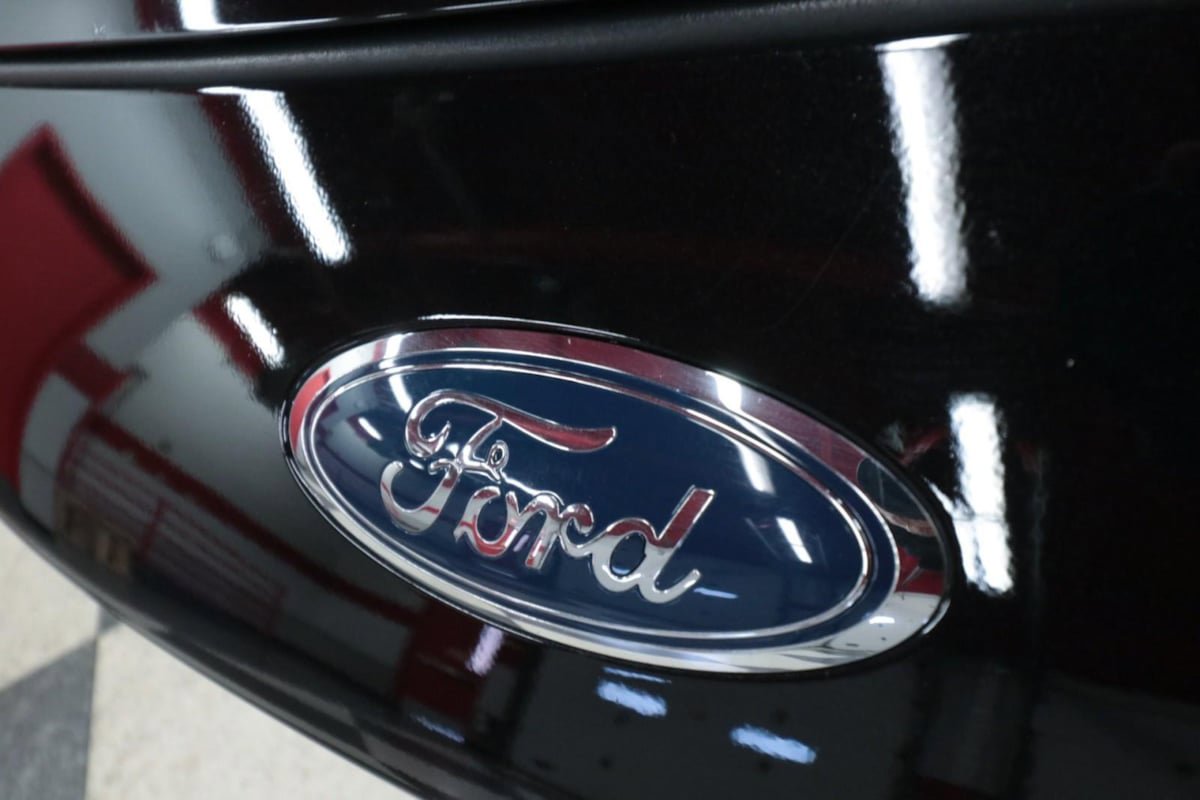Used 2021 Ford Escape SE w/ SE Sport Appearance Package FWD image 29
