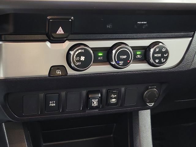 Used 2019 Toyota Tacoma SR5 RWD image 30