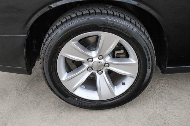 Used 2023 Dodge Challenger SXT image 13