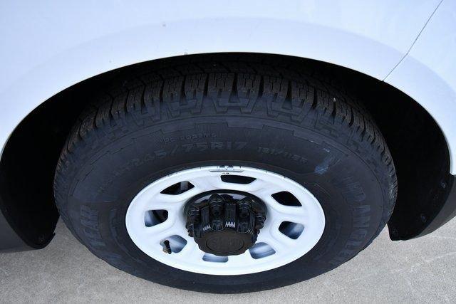 New 2025 Chevrolet Brightdrop 400 w/ Power Door Package image 17