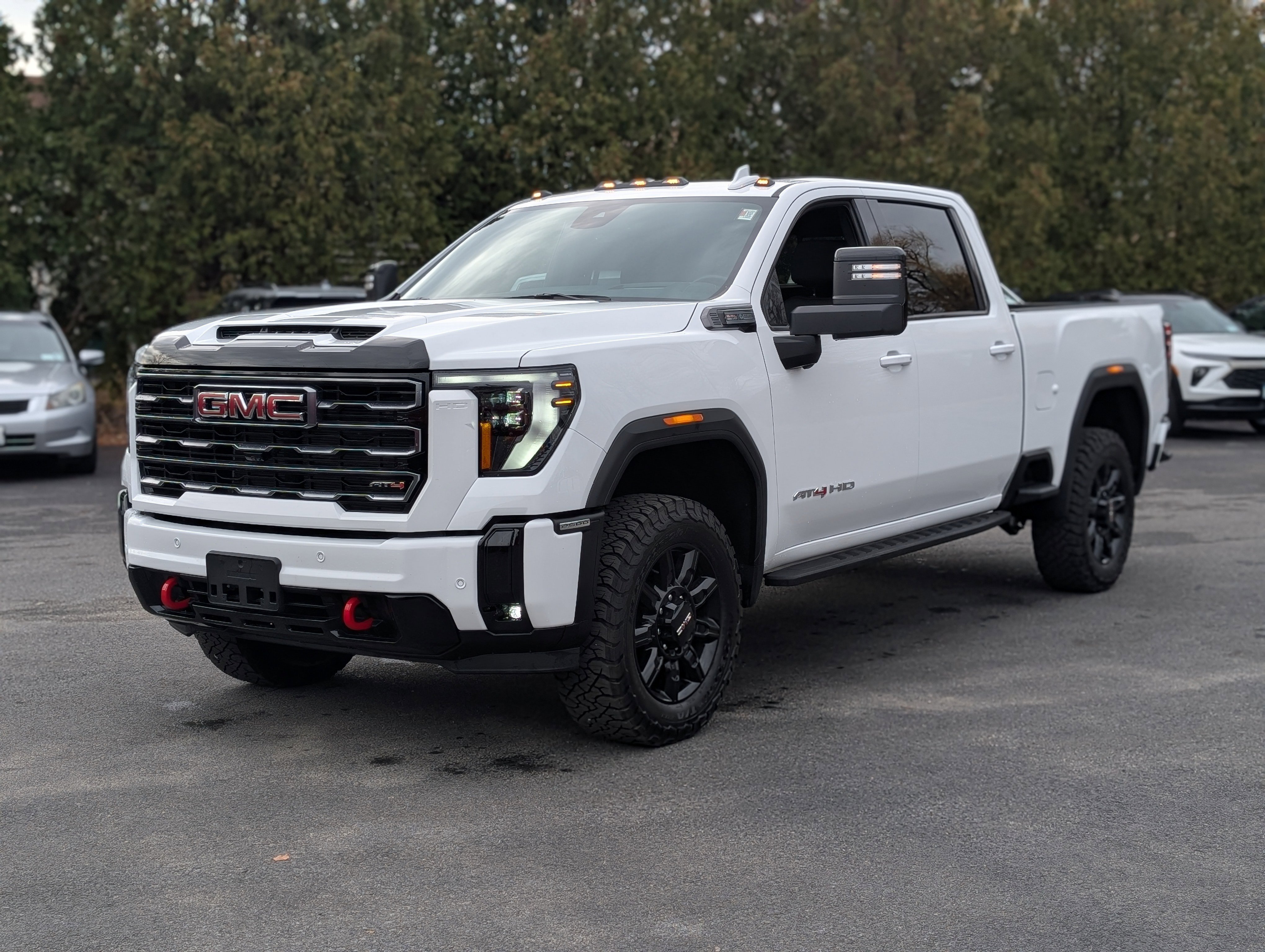 Used 2025 GMC Sierra 2500 AT4 w/ AT4 Premium Plus Package image 14