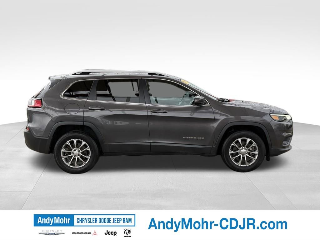 Used 2019 Jeep Cherokee Latitude Plus w/ Cold Weather Group image 8