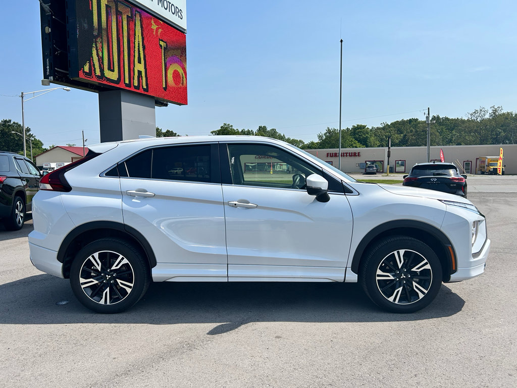 Used 2024 Mitsubishi Eclipse Cross SEL image 6