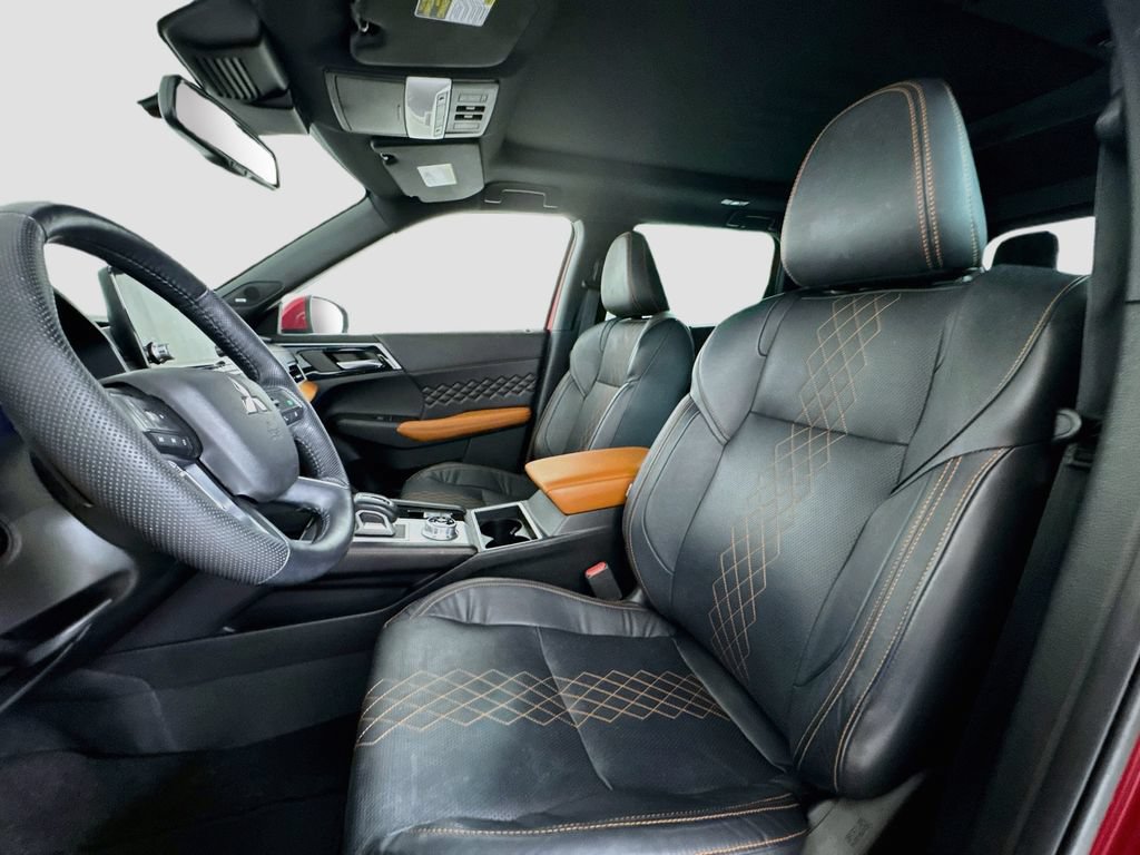 Used 2023 Mitsubishi Outlander SEL AWD/4WD image 11