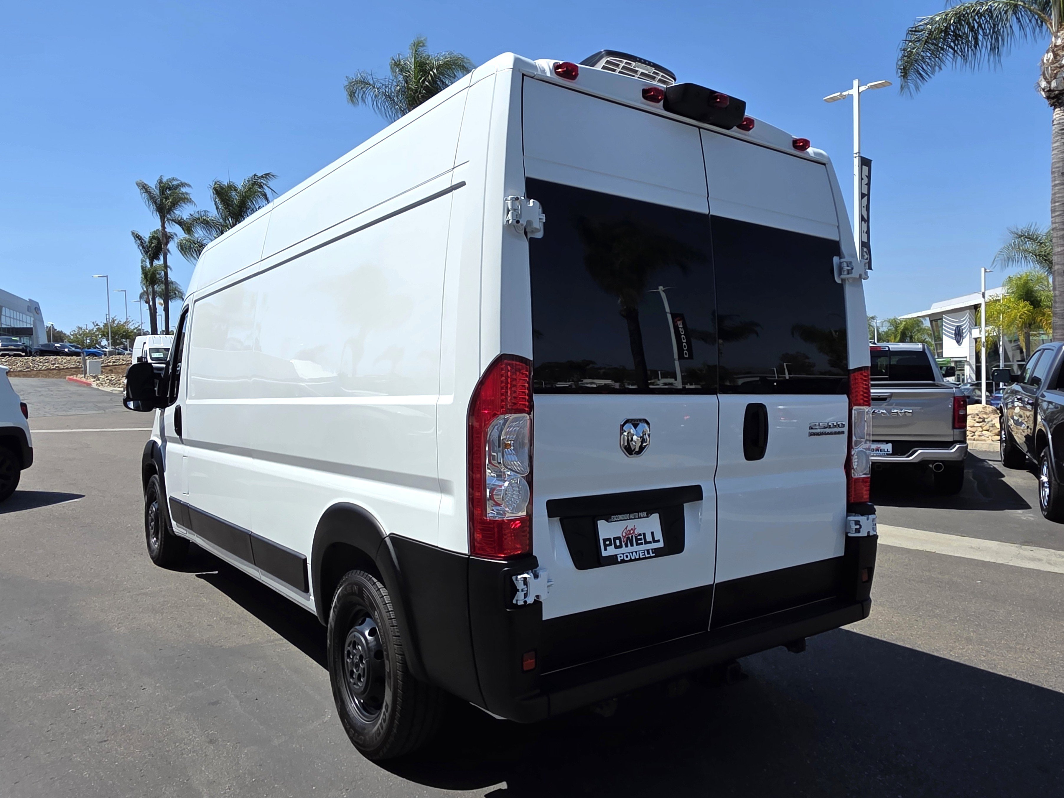 New 2023 RAM ProMaster 2500 w/ Safety Group FWD image 2
