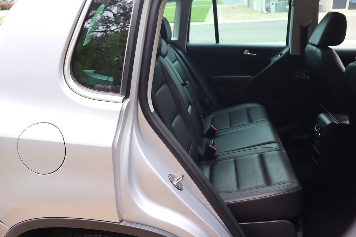 Used 2014 Volkswagen Tiguan SEL AWD/4WD image 21