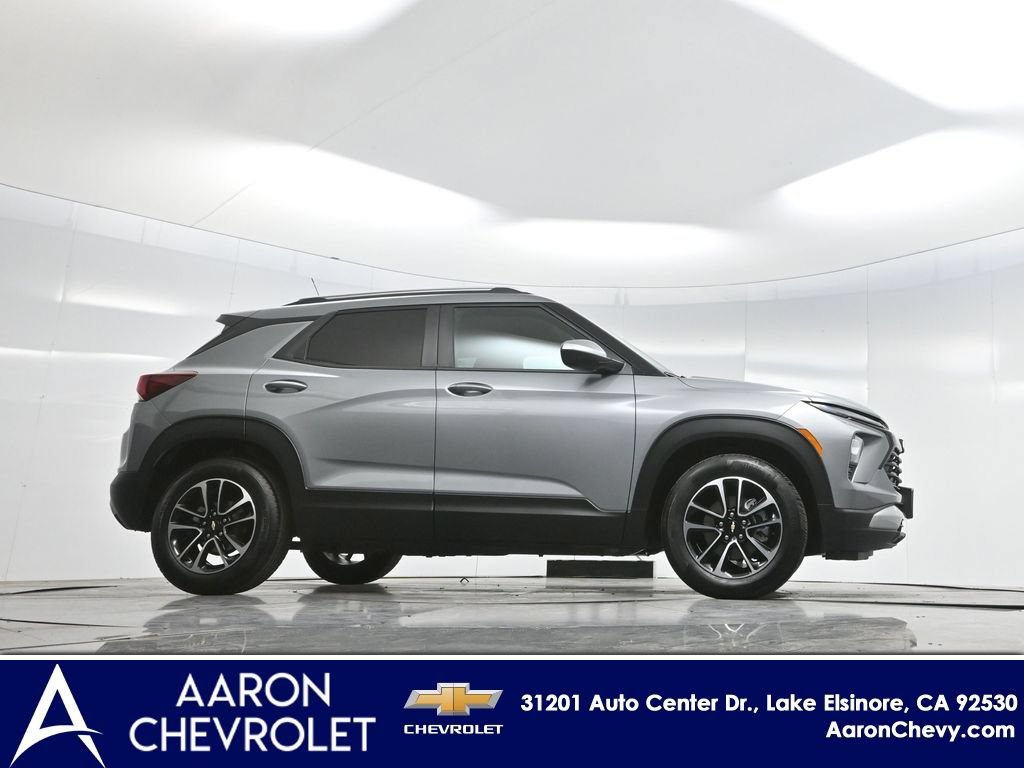 New 2025 Chevrolet TrailBlazer LT w/ Convenience Package FWD image 54