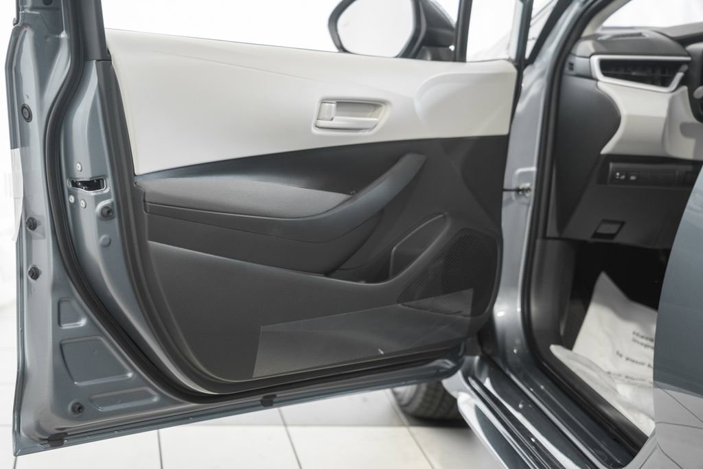 New 2026 Toyota Corolla LE FWD image 33