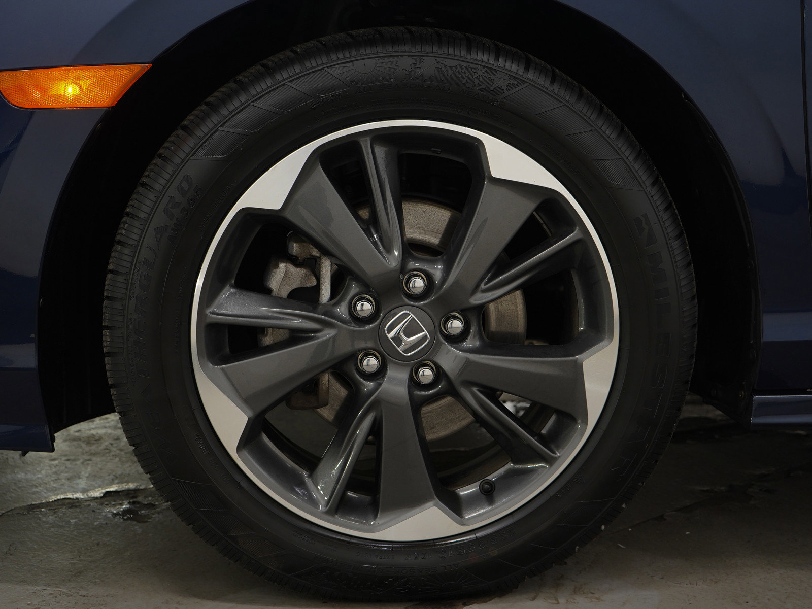 Used 2024 Honda Odyssey Elite image 32