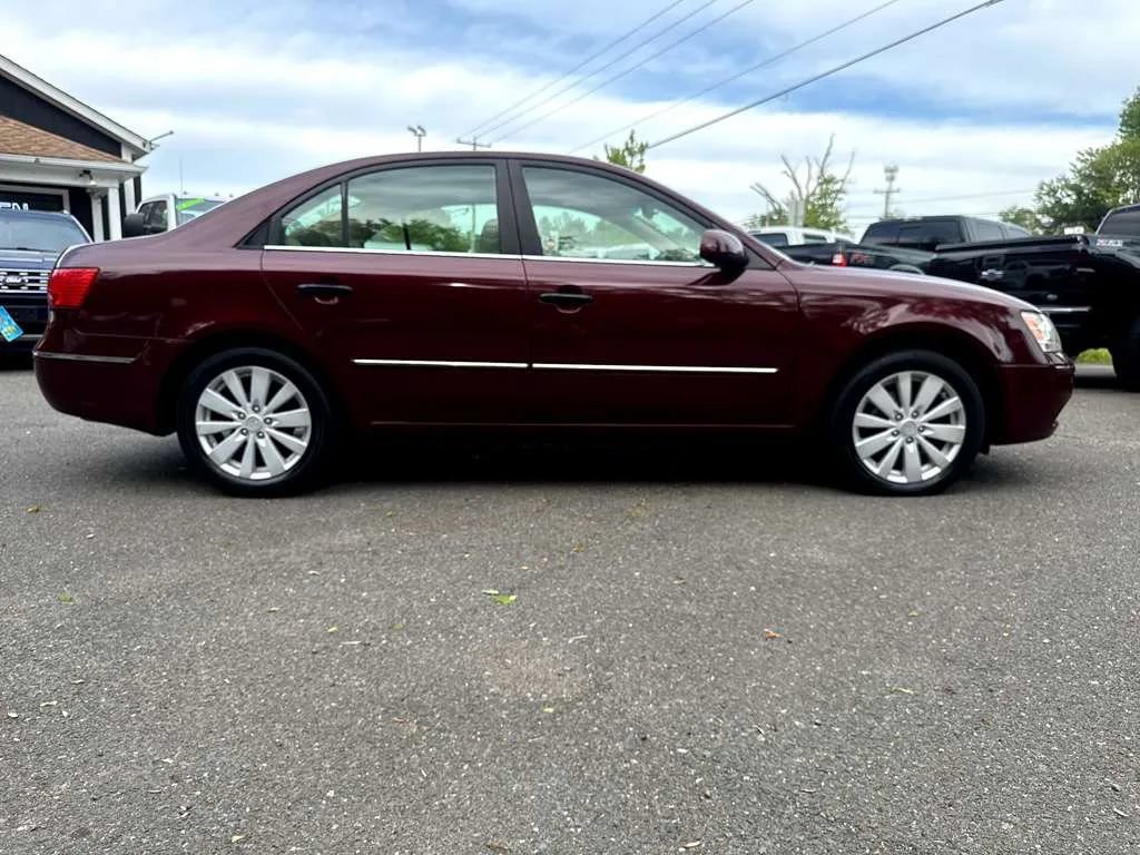 Used 2009 Hyundai Sonata Limited FWD image 8
